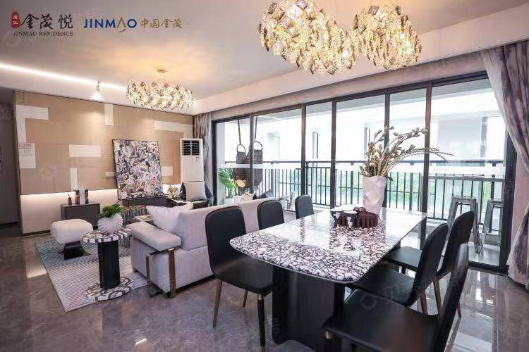 滨江金茂悦