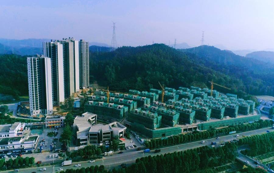 富基云山湖镜