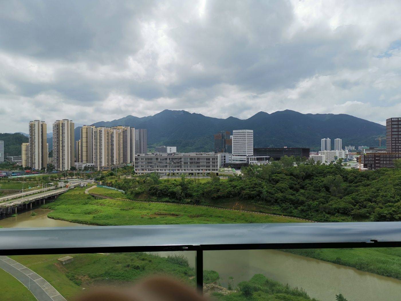 中海万锦熙岸华庭