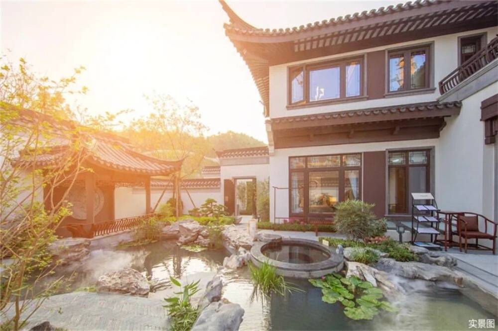 中海汤泉