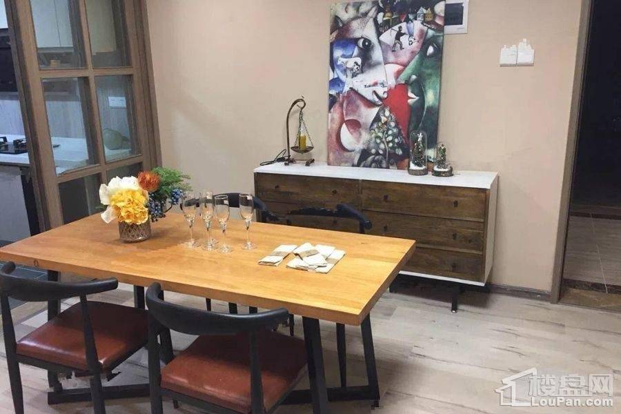枫逸国际