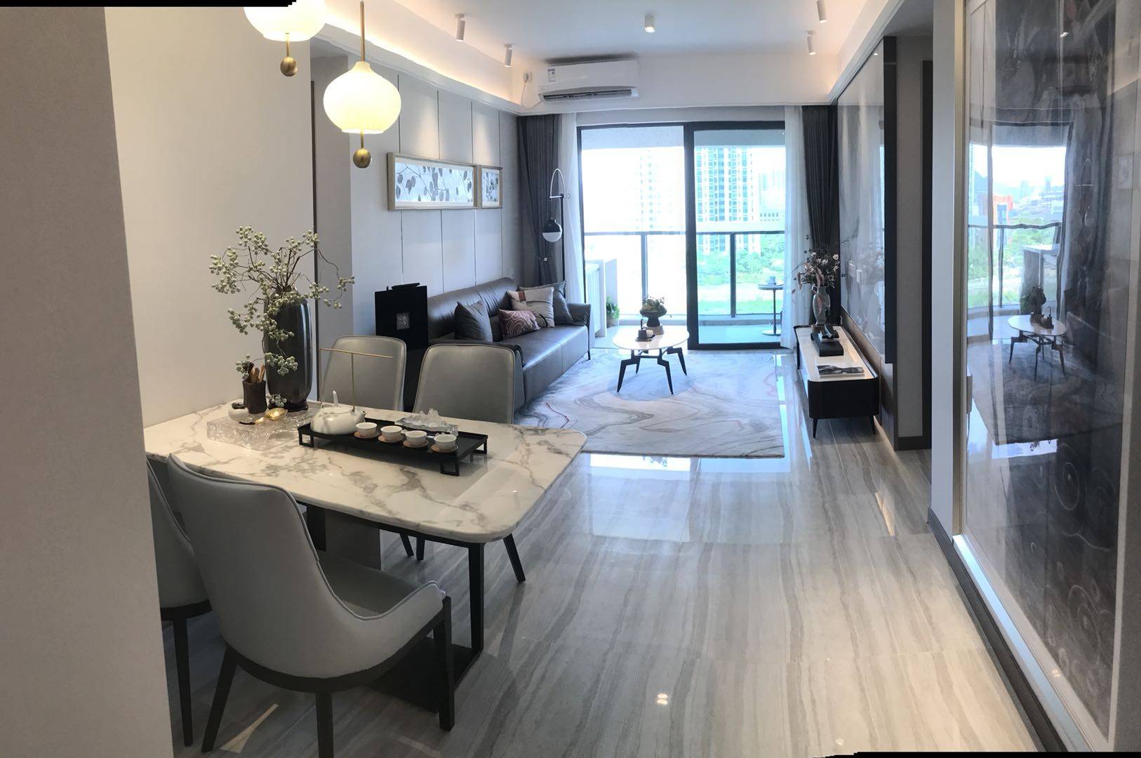 仁恒河滨花园