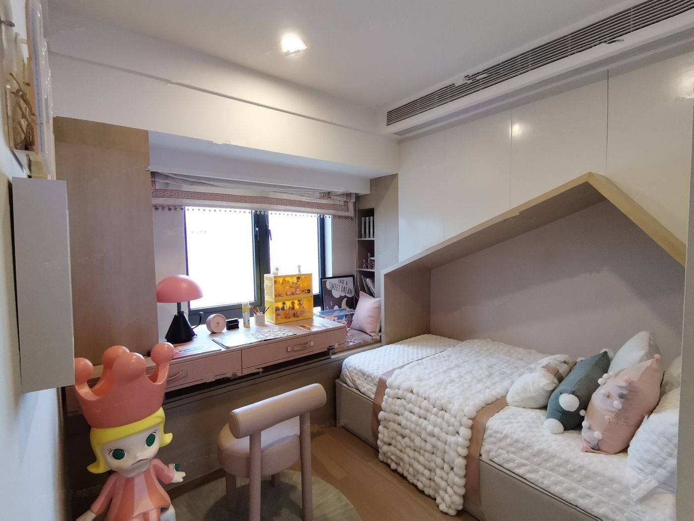 春江名宸府