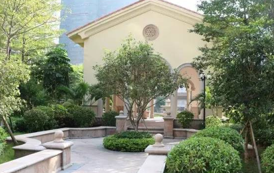 裕港理想城