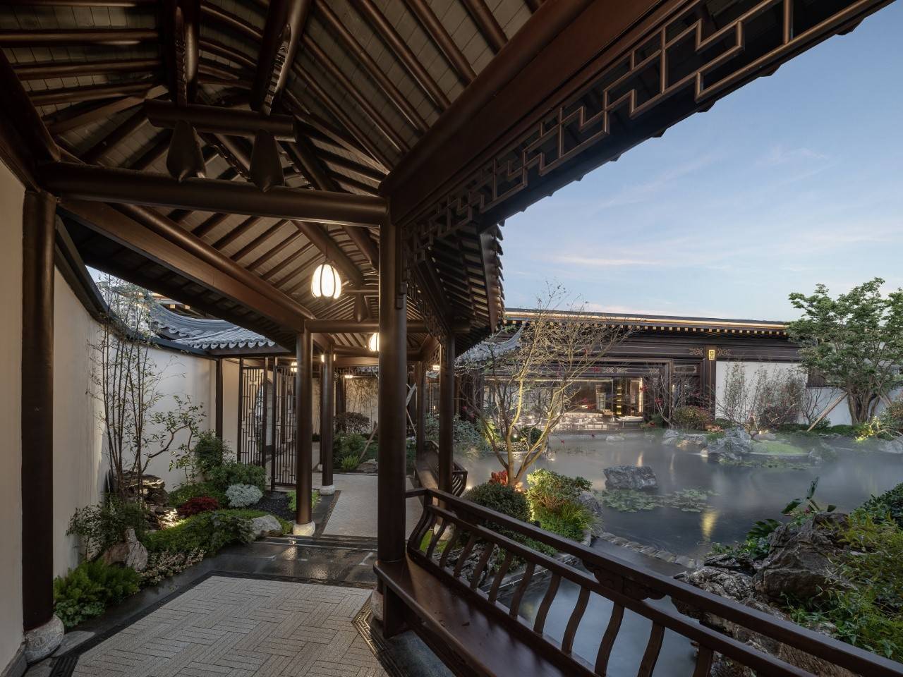 建发融创雅居乐和玺