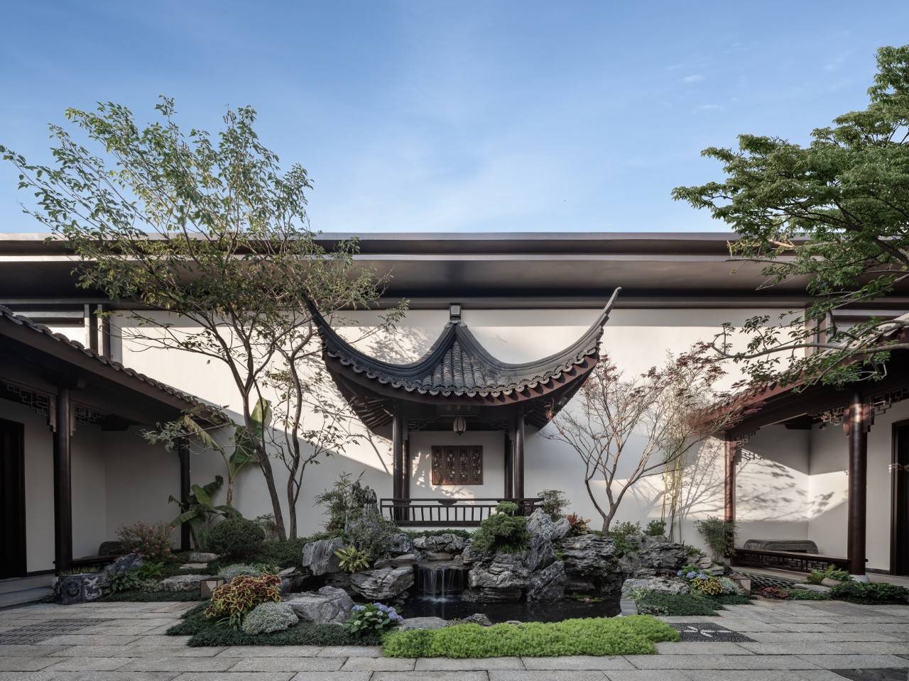 建发融创雅居乐和玺