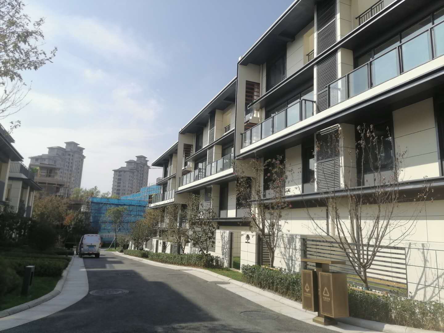 华发山庄