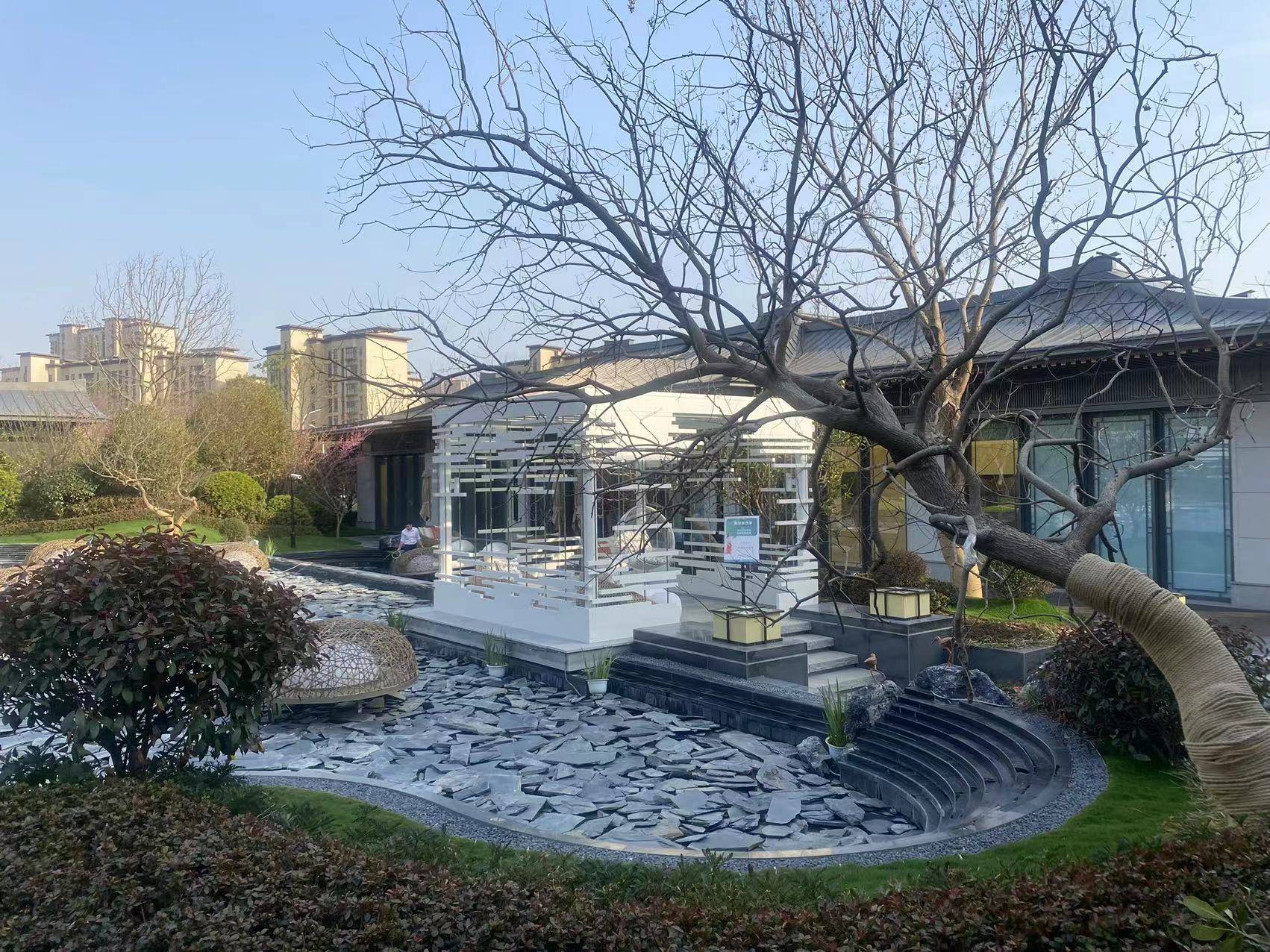 云锦东方