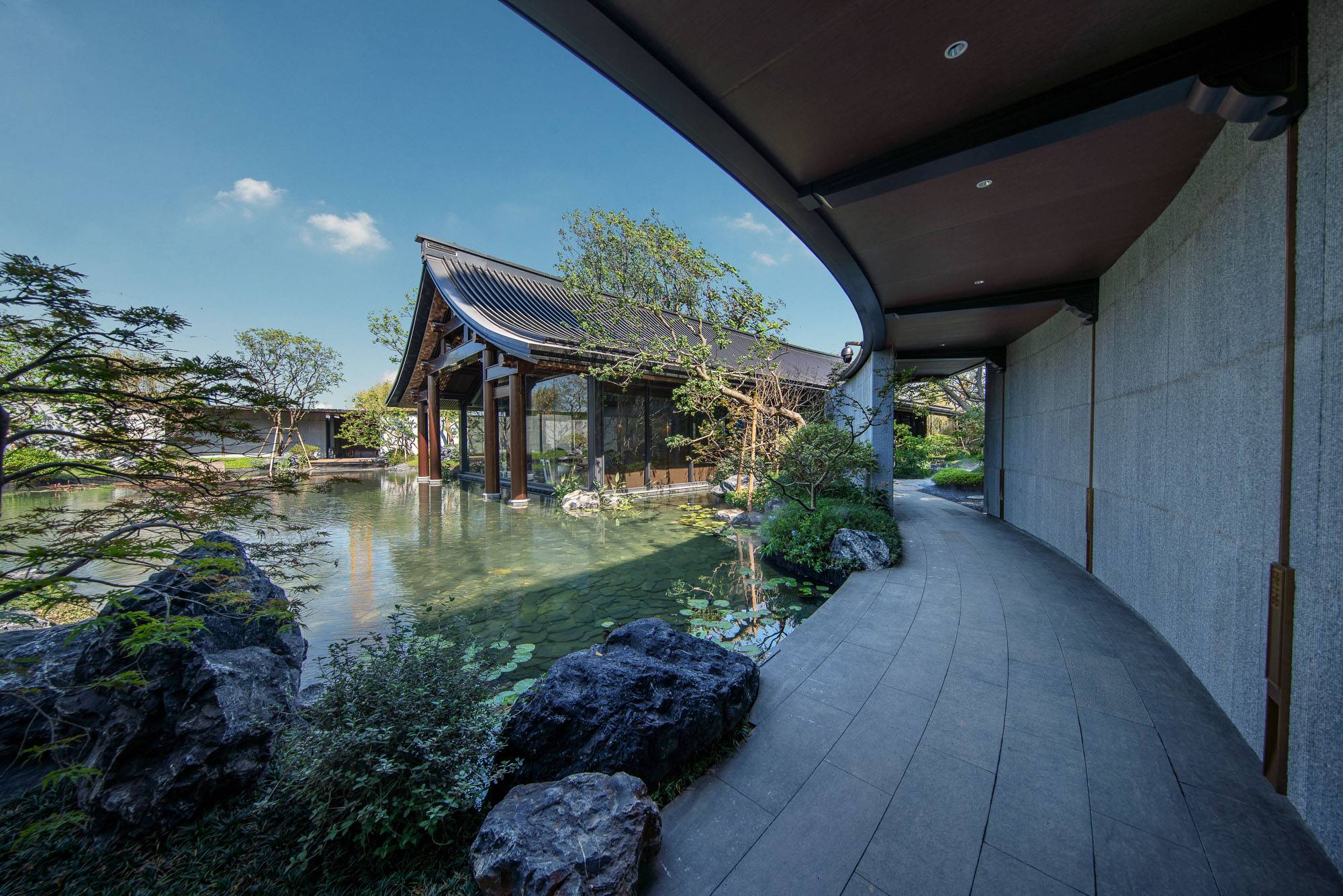 建发五象印月