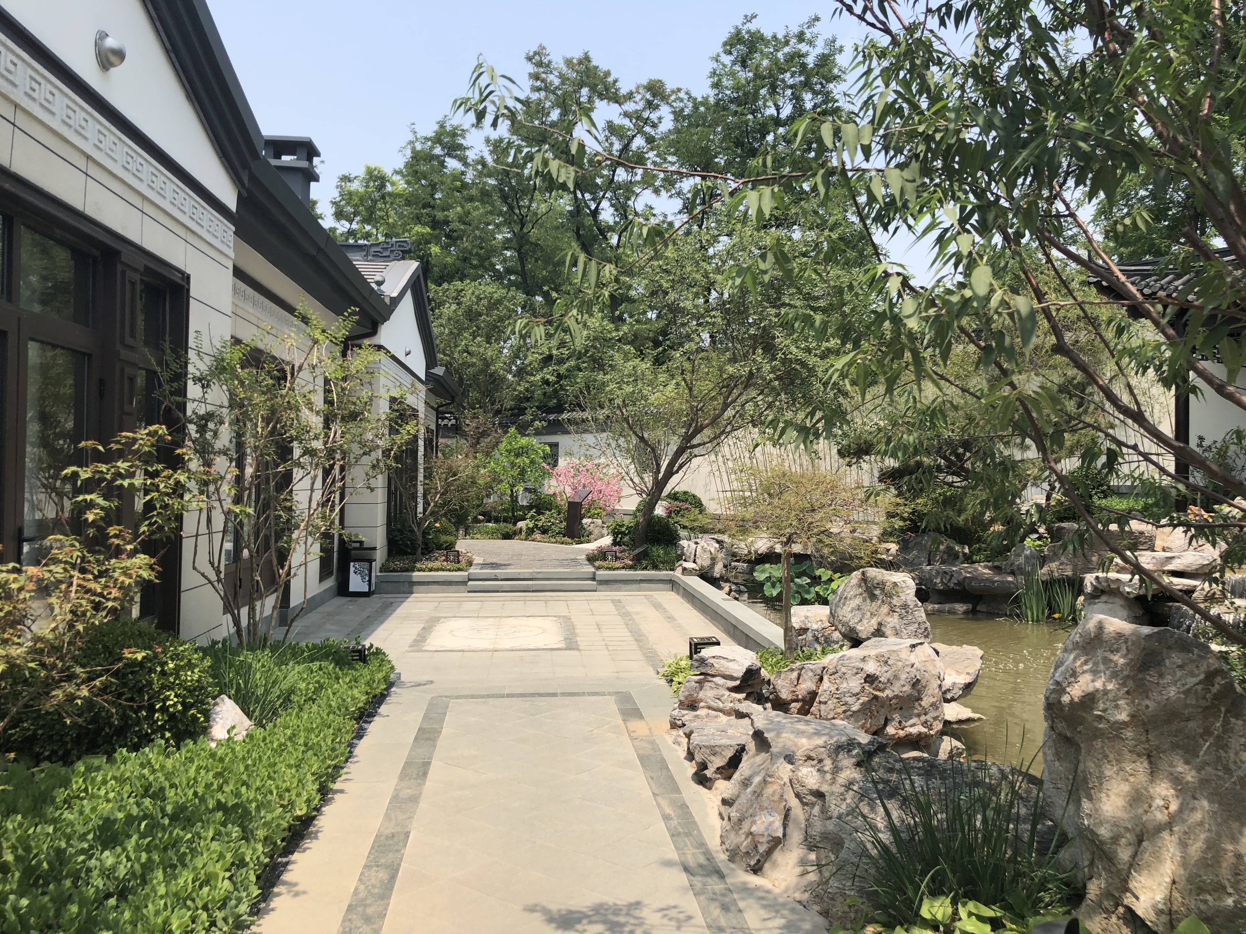 蓝光雍锦半岛