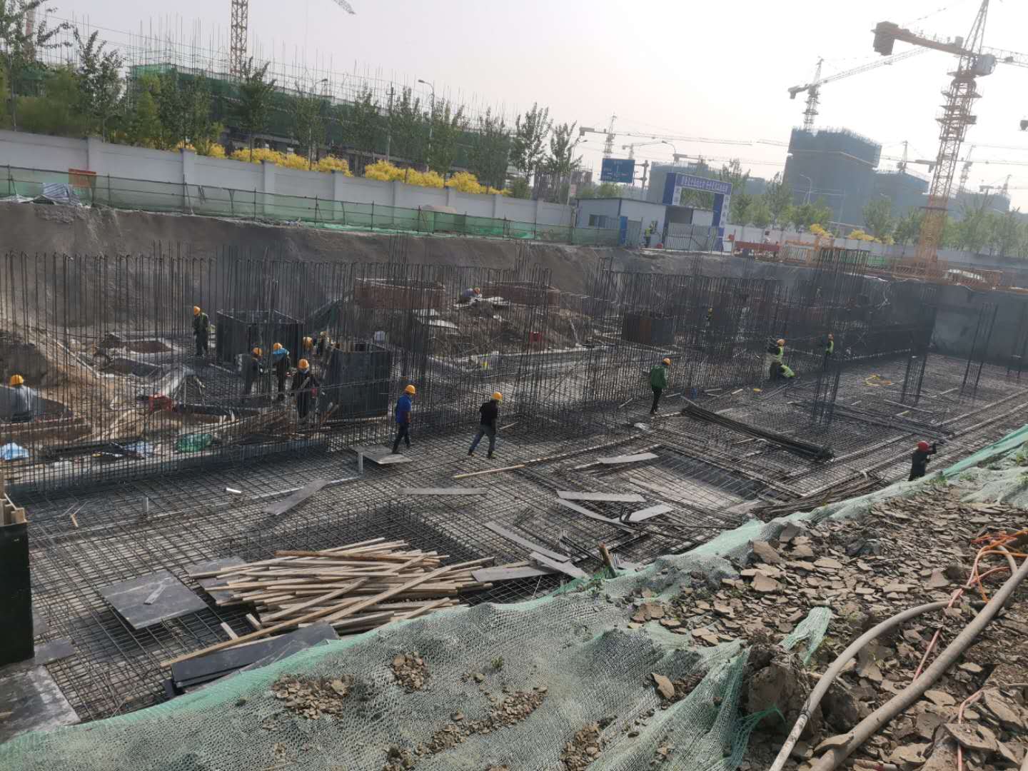金辉城中央云著