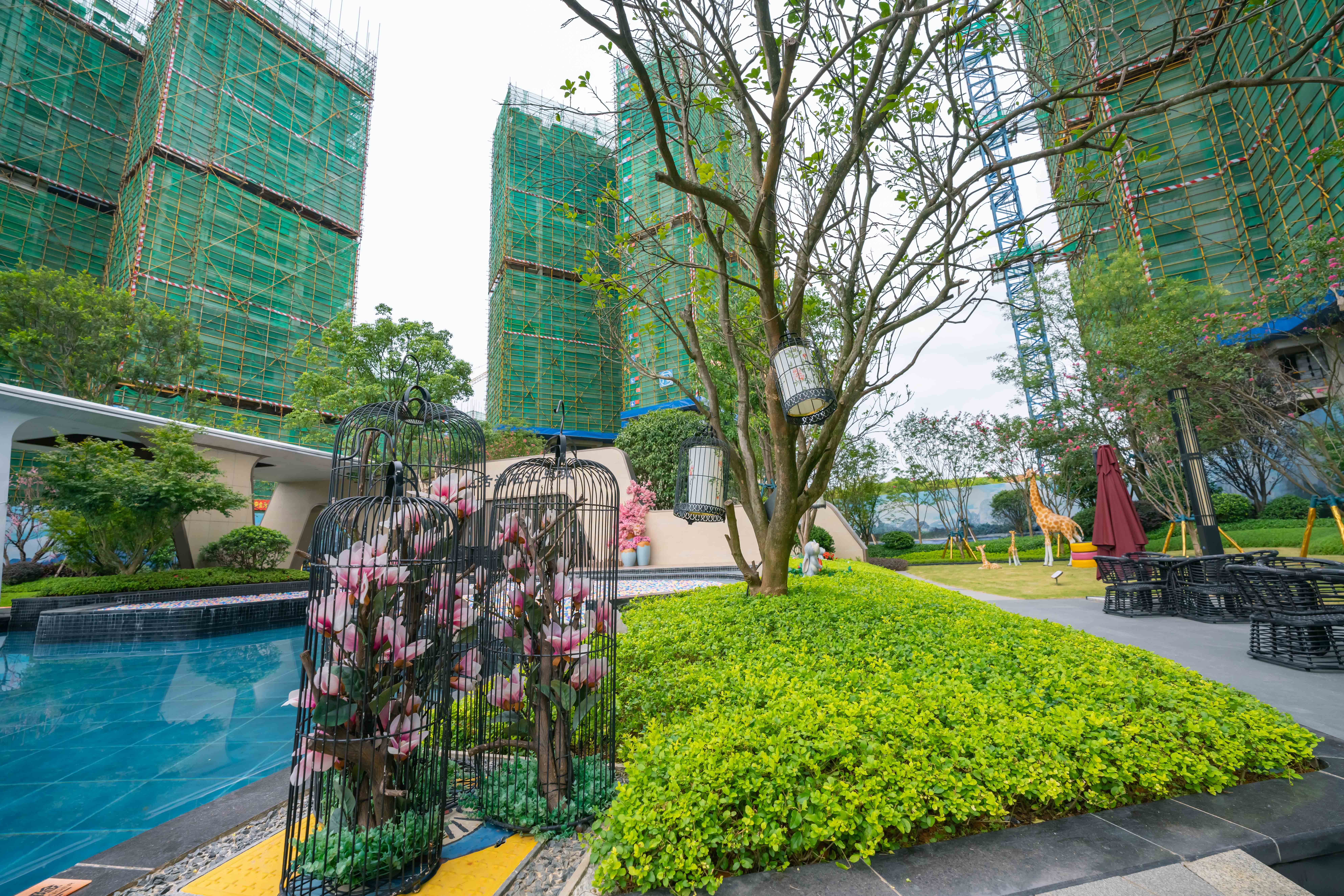 彰泰江与城
