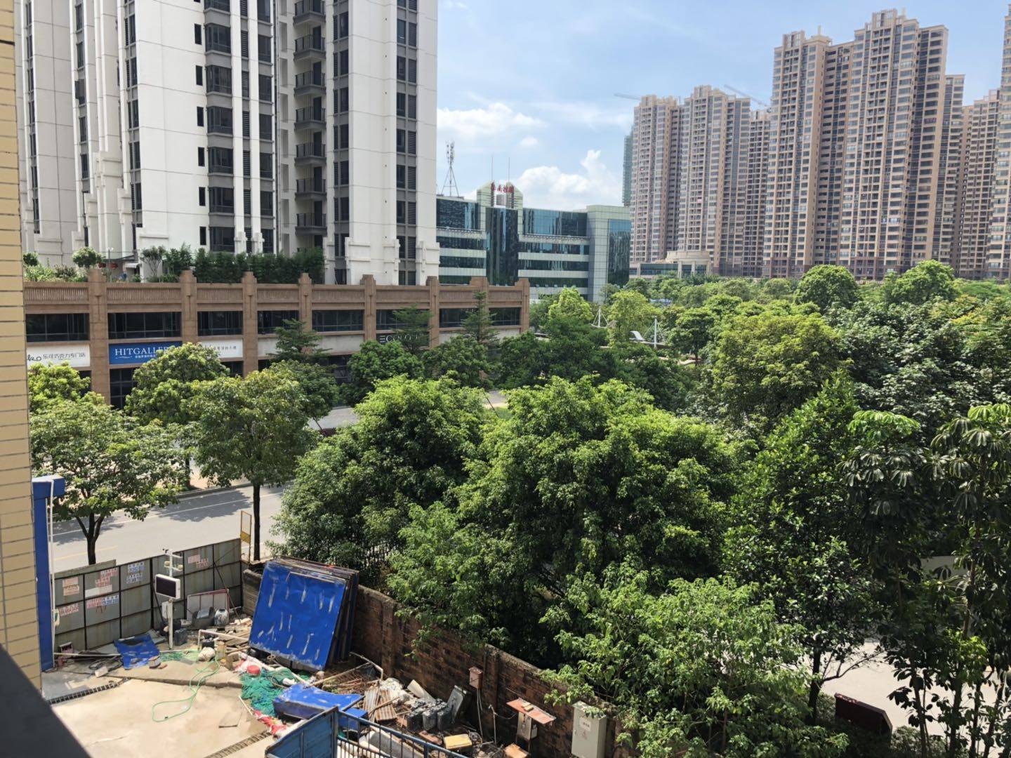 创雄华府