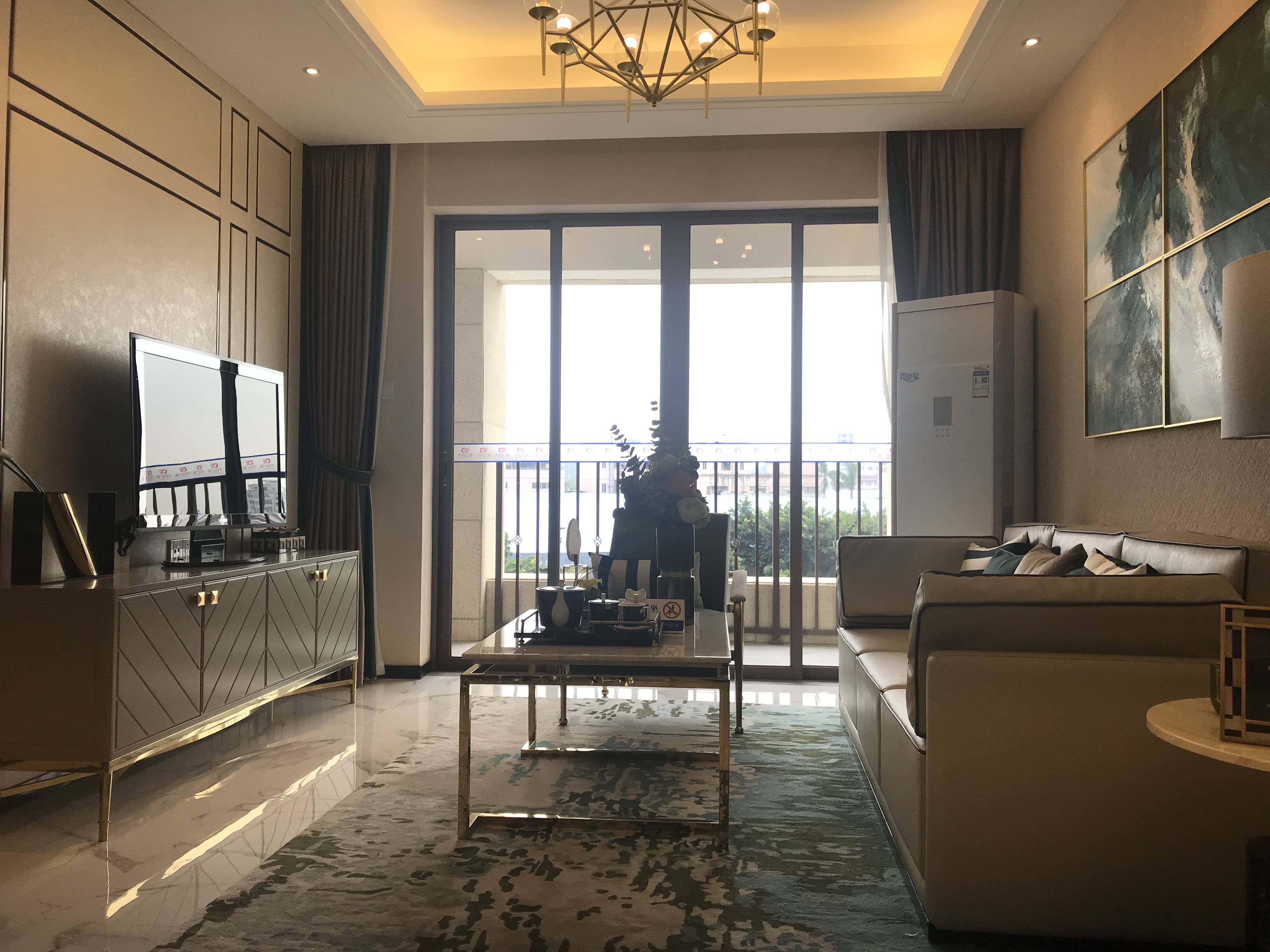 万冠广场