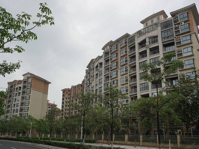 湾际滨江