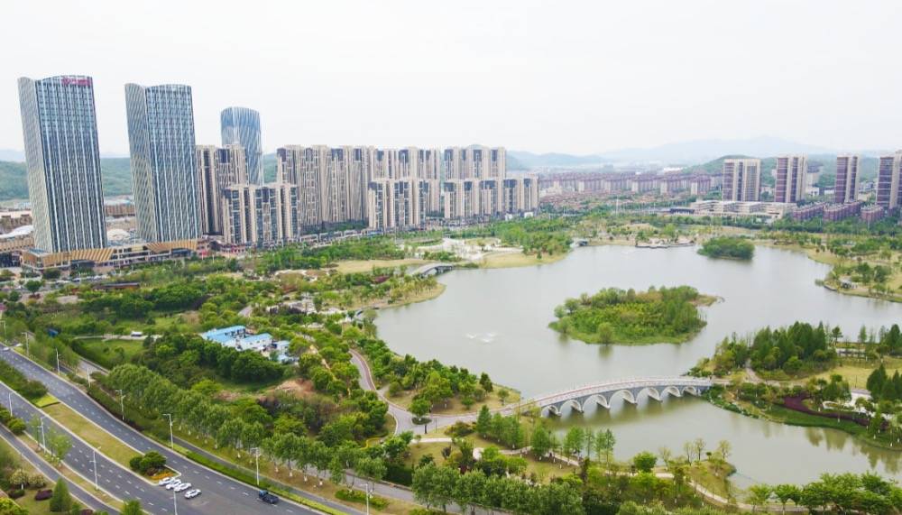 星叶枫情水岸