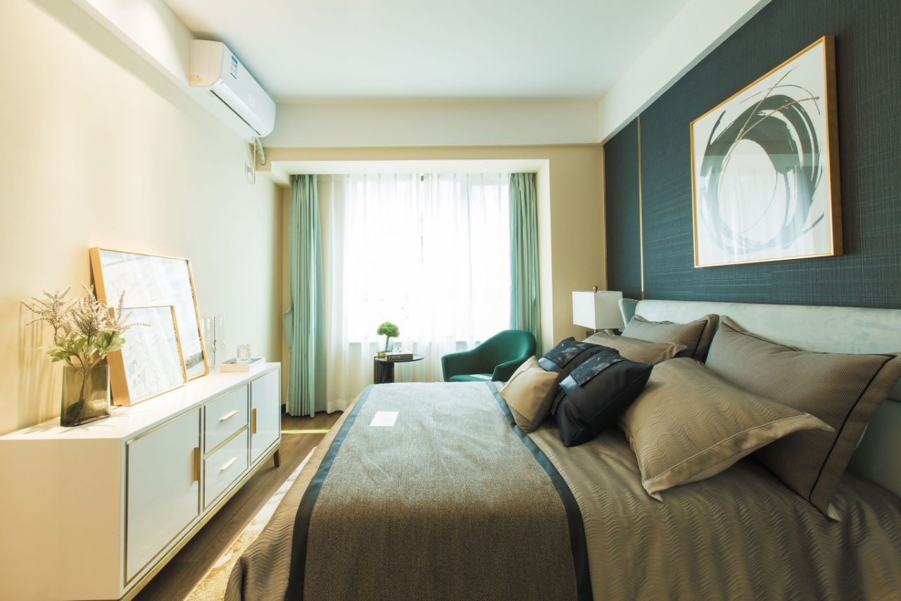 水晶榕著