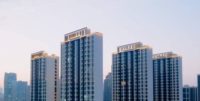 龙湖观萃
