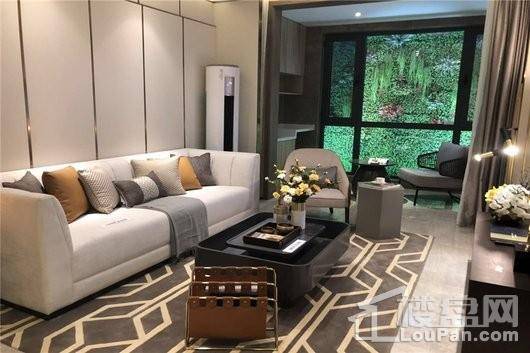 润江翡丽公馆