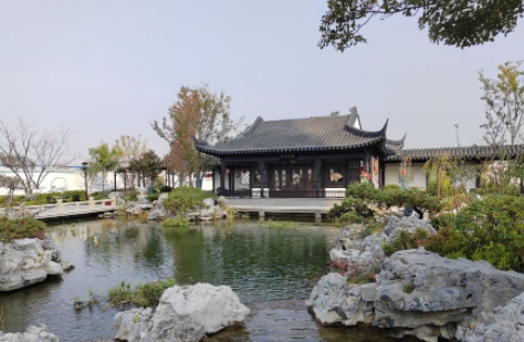 山能映绣江南