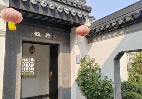 山能映绣江南
