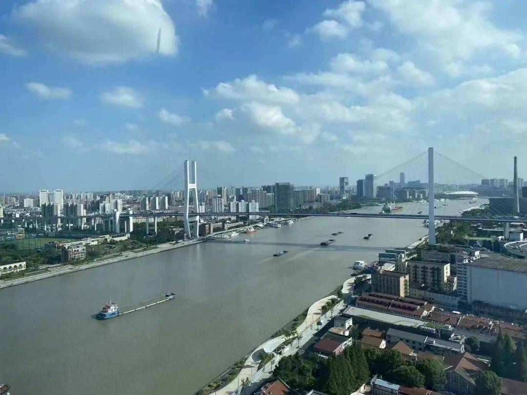 谷泰滨江大厦
