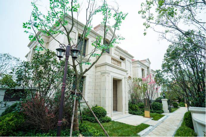 建邦听海垅锦墅