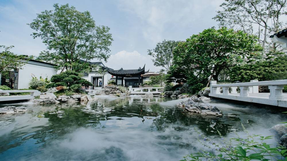 鸿升春江明月