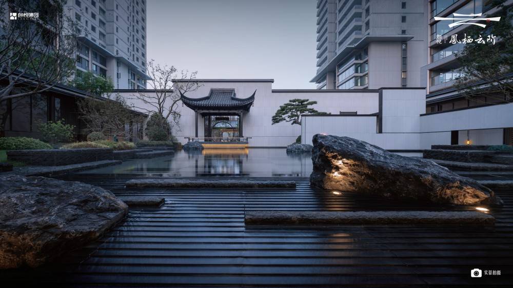 朗悦凤栖云阶