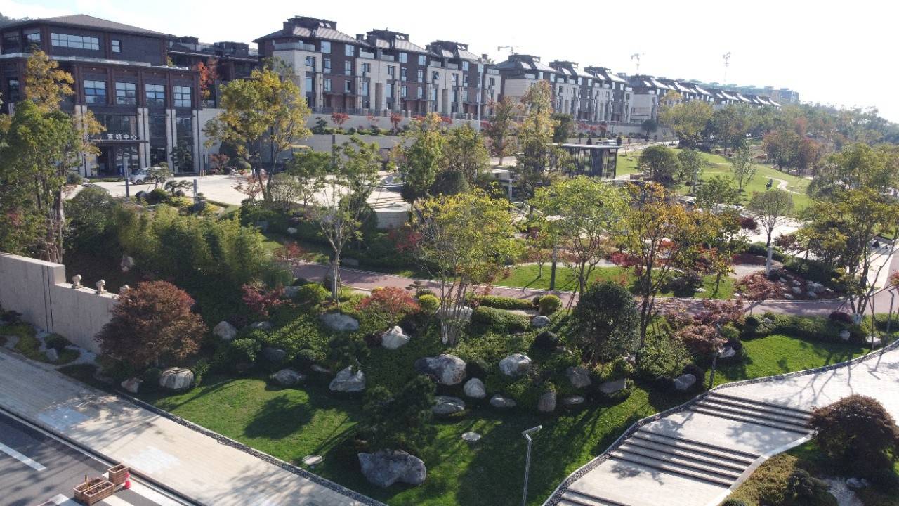 子君山麓城