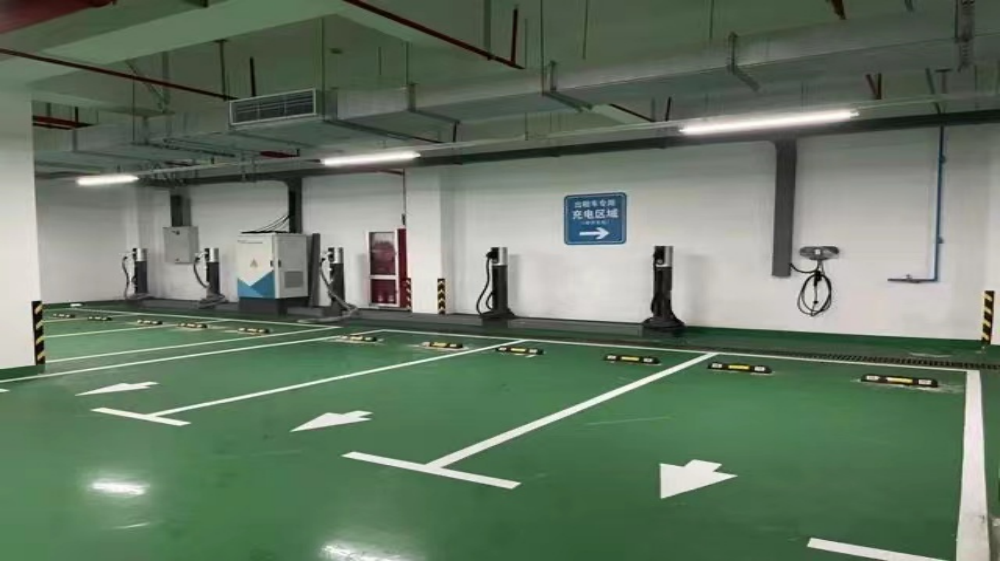 金地天河峯睿车位